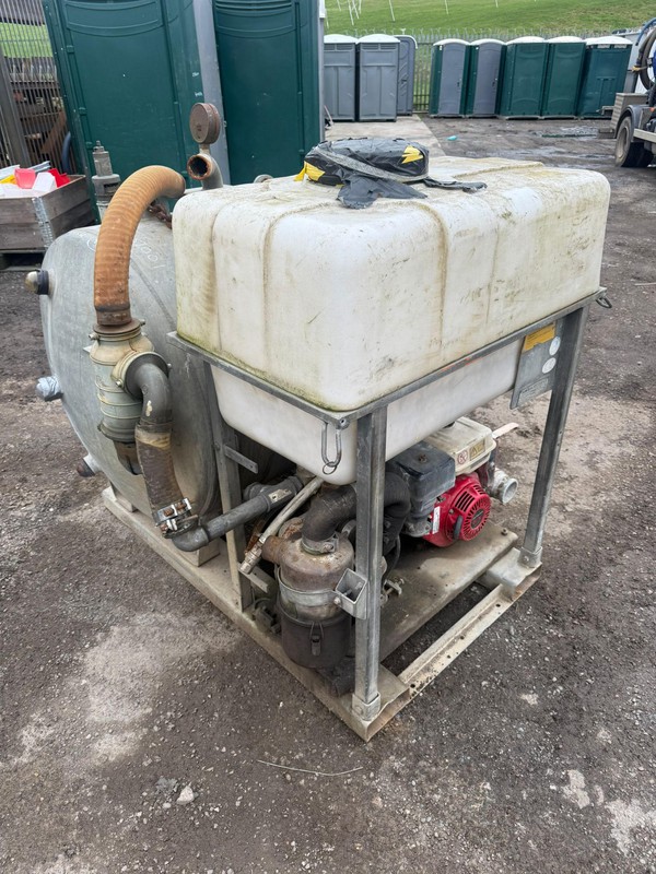 Vacuum Tank Spares or repairs Vacuum Tank Spares or repairs