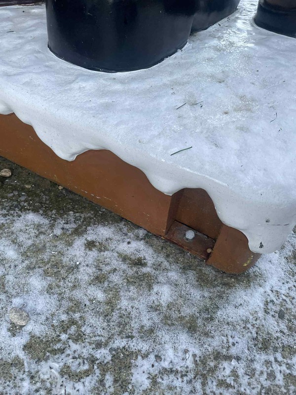 Santa 9ft High - South Wales 10