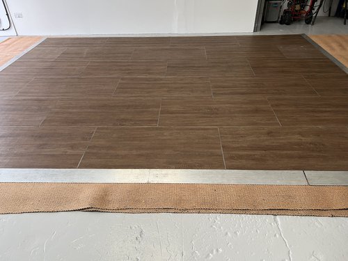 Grumpy Joes ISOS Dance Floor