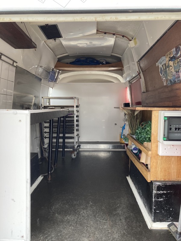 Mercedes 1974 306d Foodtruck Interior