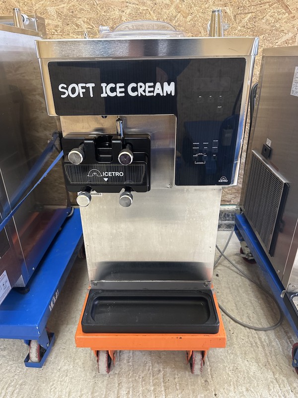 2x ICETRO 301TH Soft Serve Ice Cream Machines - Oxfordshire 5