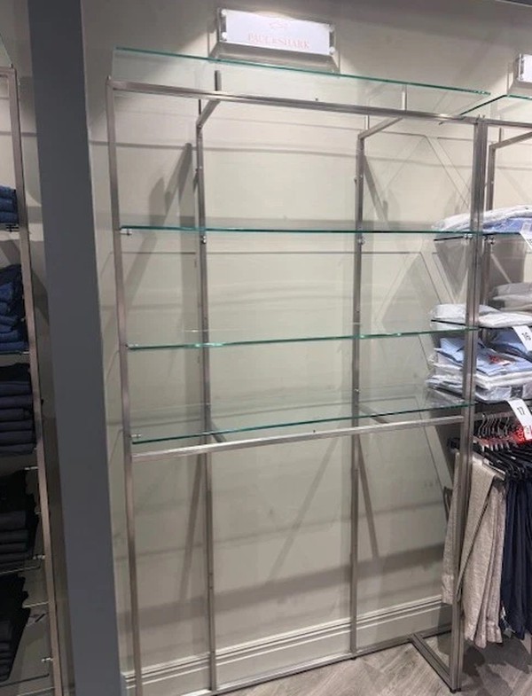 Secondhand Used Peerless-Assigns Shop Fitting For Sale