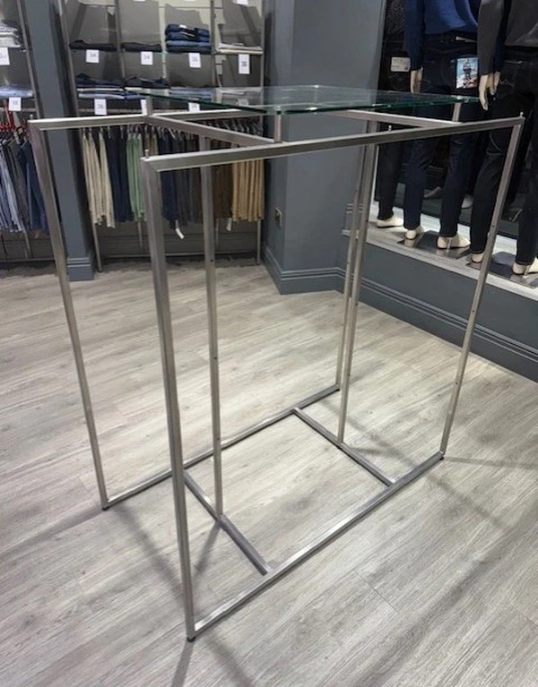 Used Peerless-Assigns Shop Fitting For Sale