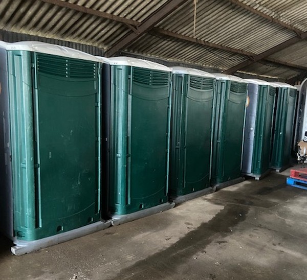 10x Maxim 3000 Satellite Toilet With Sink