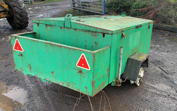 Secondhand Spares Towable Traffic Light Set Secondhand Spares Towable Traffic Light Set