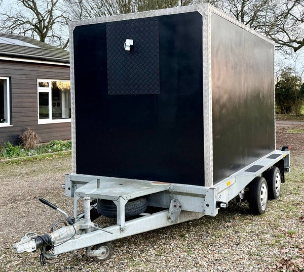 Insulated box trailer for sale