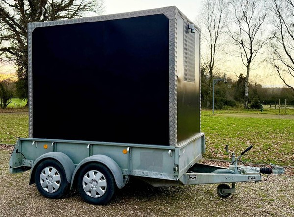 Secondhand Insulated Box Trailer Secondhand Insulated Box Trailer