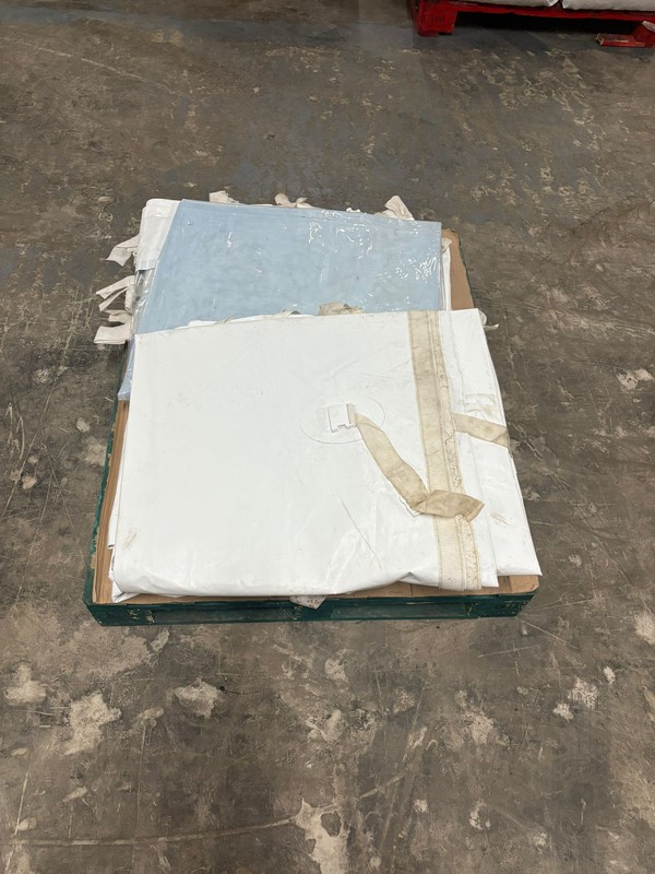 Walls for a crown canopies marquee