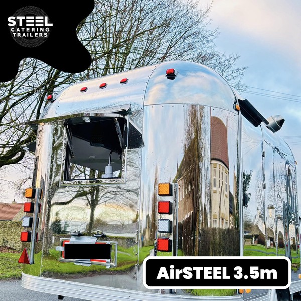 Towable catering trailer