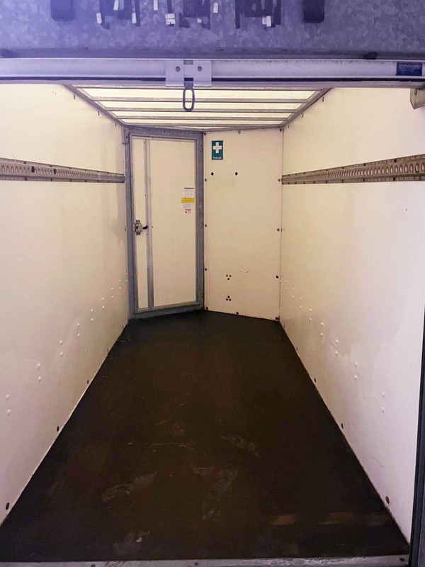 BV105G Box trailer with front door