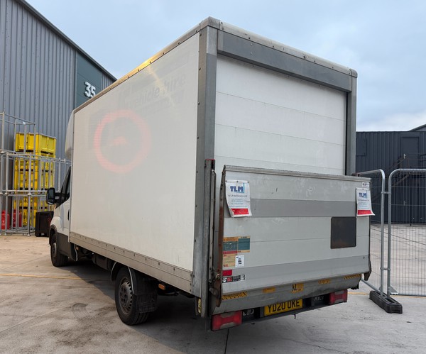 Iveco 3.5T Luton Van With Tail Lift