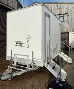 1+1 Toilet trailer with aluminium steps