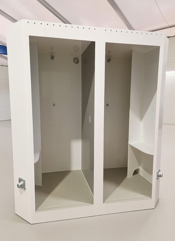 4-Bay Shower Pod