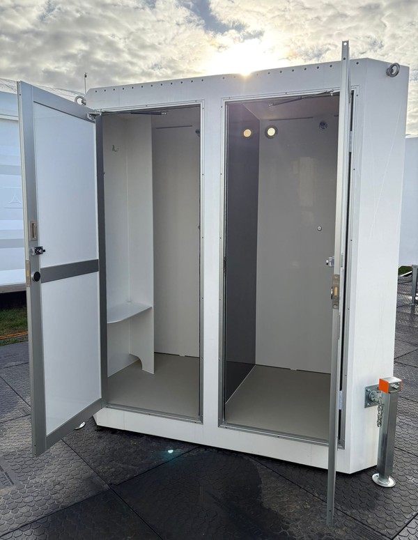 4-Bay Shower Pod For Sale