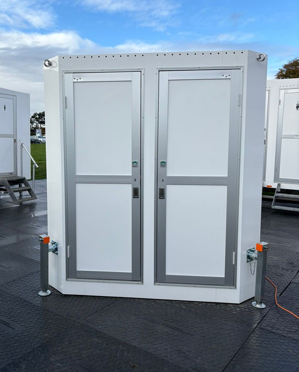 Brand New 4-Bay Shower Pod