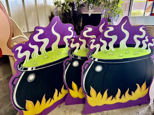 Giant Cauldrons Giant Cauldrons