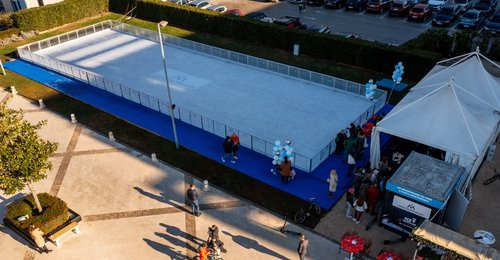 Secondhand Used Mobile Real Ice Rink 300m2 For Sale