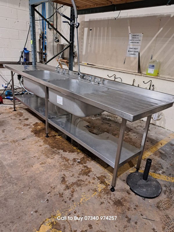 Large freestnding double sink for sale Large freestnding double sink for sale