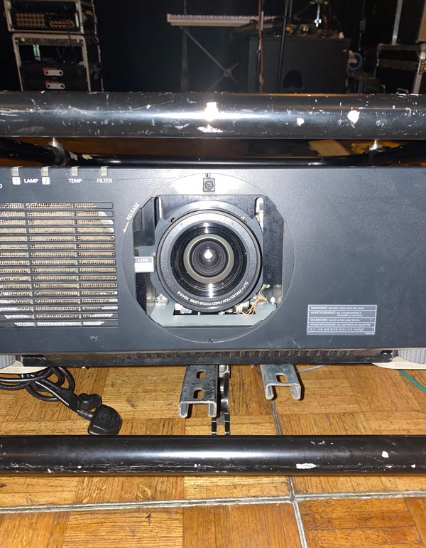 Secondhand Panasonic PT-DZ870 Projector For Sale Secondhand Panasonic PT-DZ870 Projector For Sale