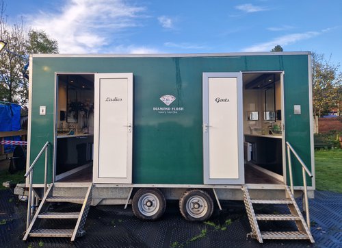 3+1 Recirculating Toilet Trailer For Sale