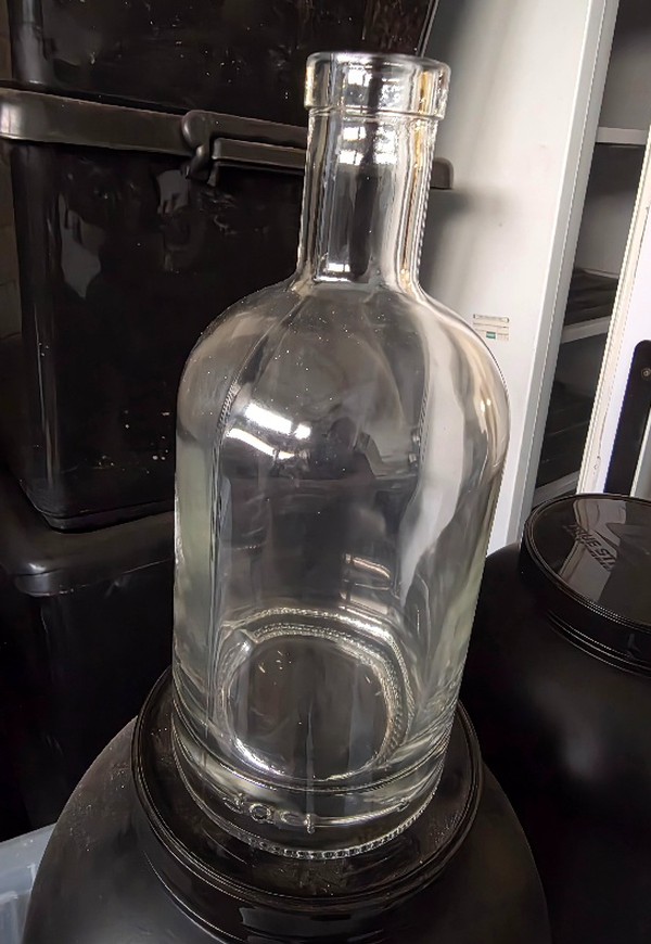 45x Nocturne 700ml Glass Bottle