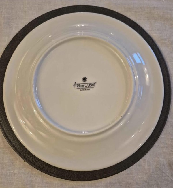 Secondhand Arte de Cuisine Crockery