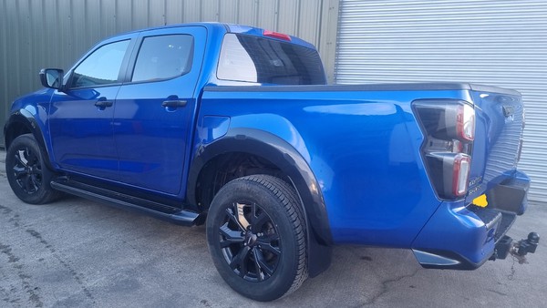 Buy Isuzu D-Max V-Cross Pick Up Buy Isuzu D-Max V-Cross Pick Up