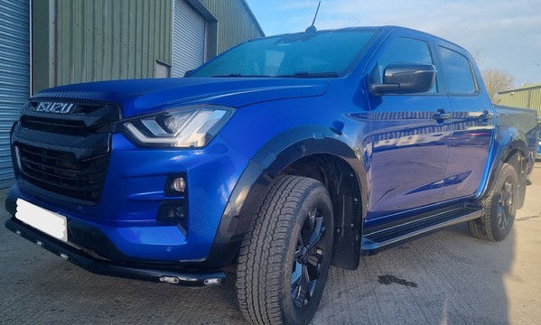 73 plate Isuzu D-Max V-Cross Pick Up 73 plate Isuzu D-Max V-Cross Pick Up