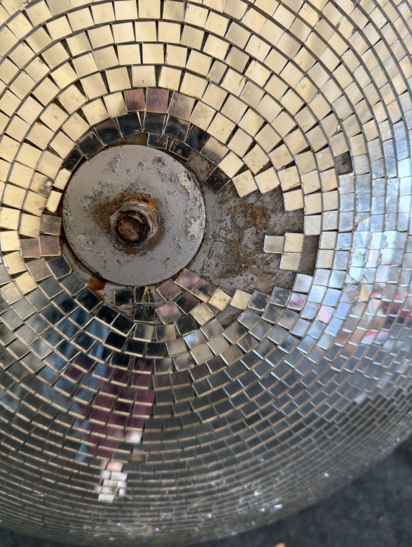 Used 1.2m Mirror Ball And Rotator Used 1.2m Mirror Ball And Rotator