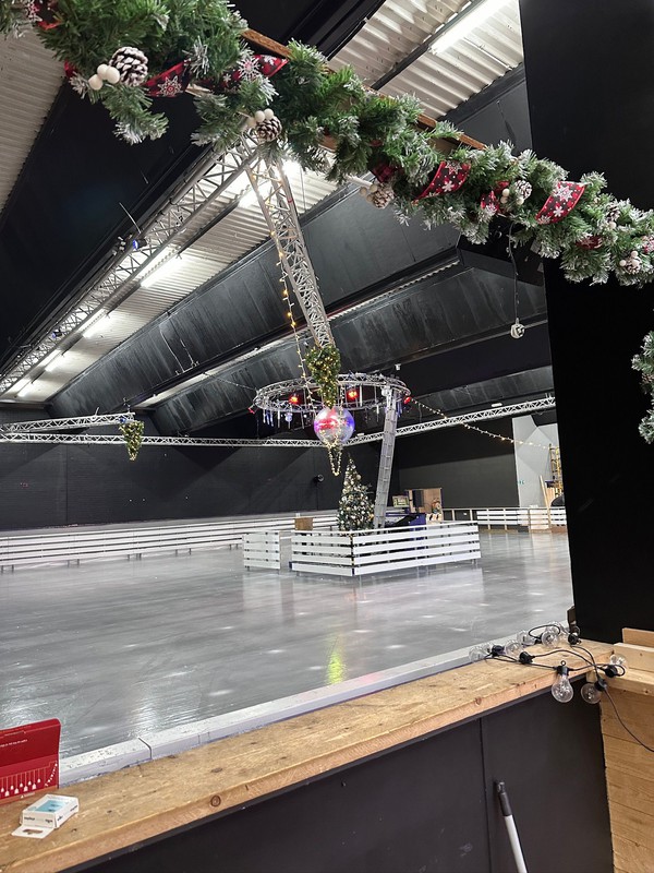 Large real ice rink for sale