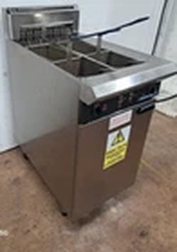 Blue Seal E44 Electric Fryer