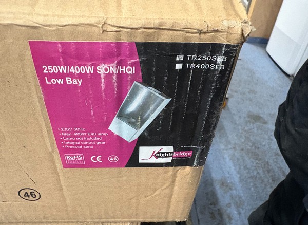 2x 250w SON/HQI Low Bay Fitting For Sale