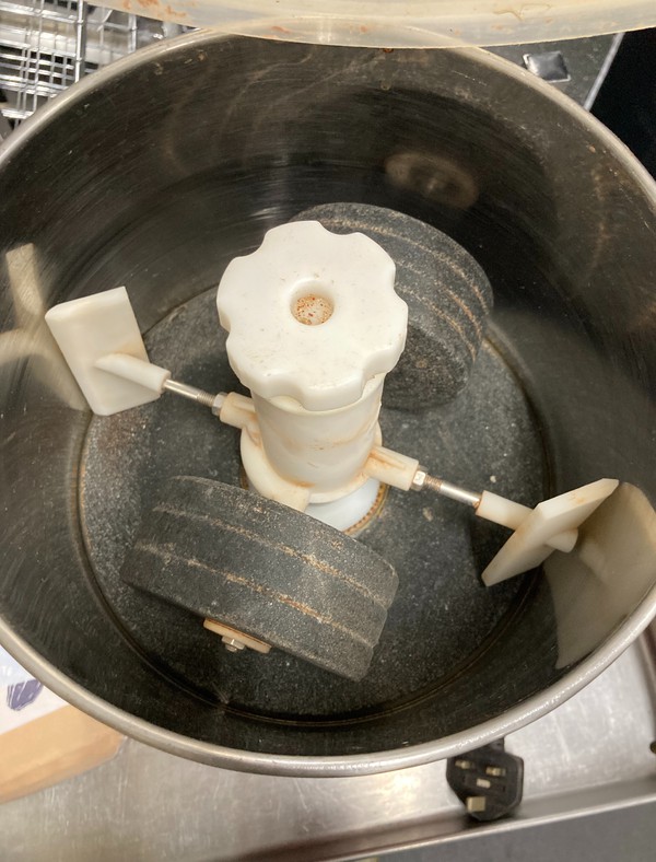 Premier Chocolate Melanger