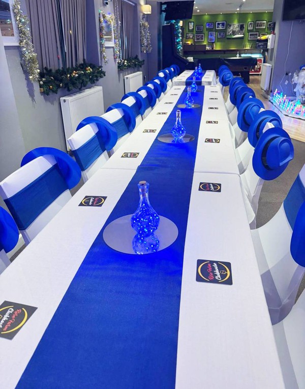 Blue and white table decor