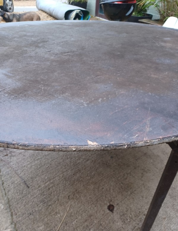 6x 5 Foot Round Tables For Sale