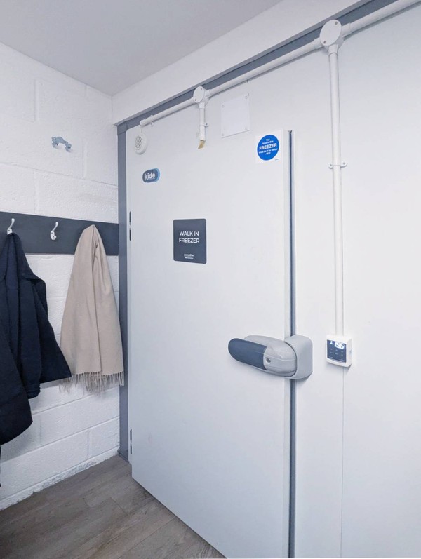 Commercial walk in fridge