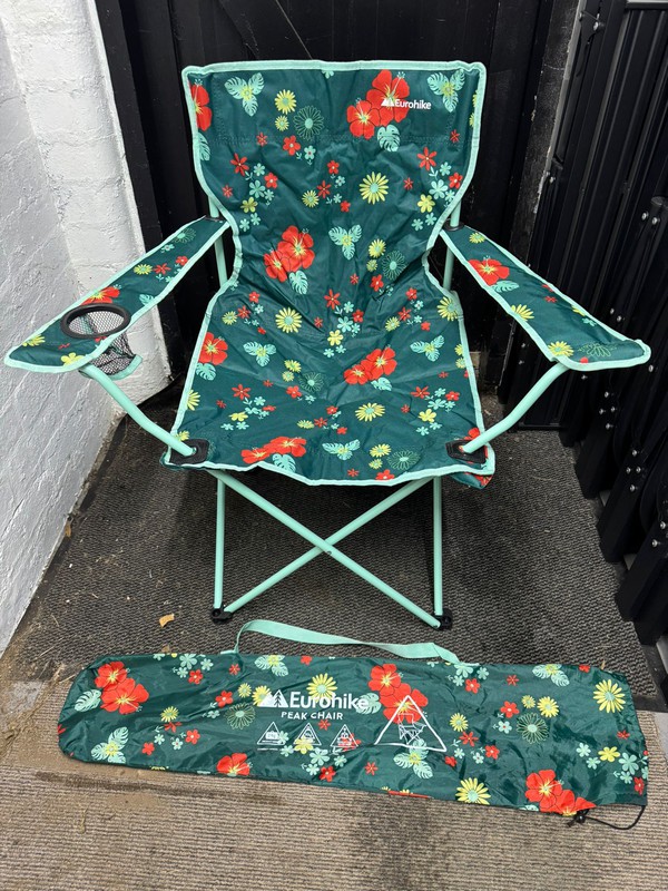 Folding camping chairs Folding camping chairs