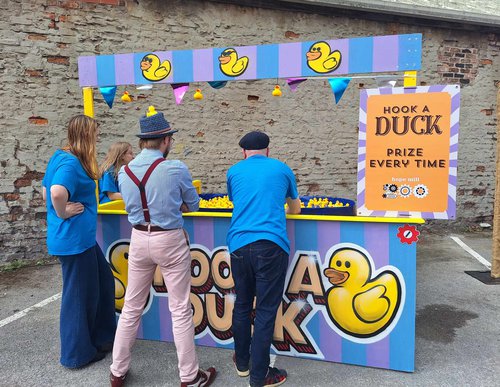 8ft x 8ft Hook A Duck Stall For Sale