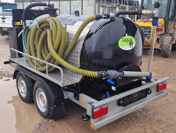 Rapide 450/150 gallon vacuum tanker trailer for sale