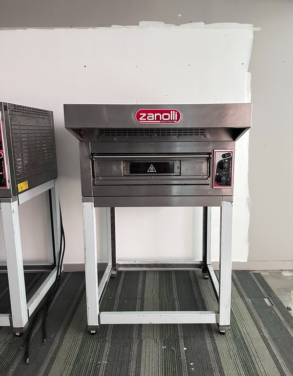 Single Zanolli Pizza Oven
