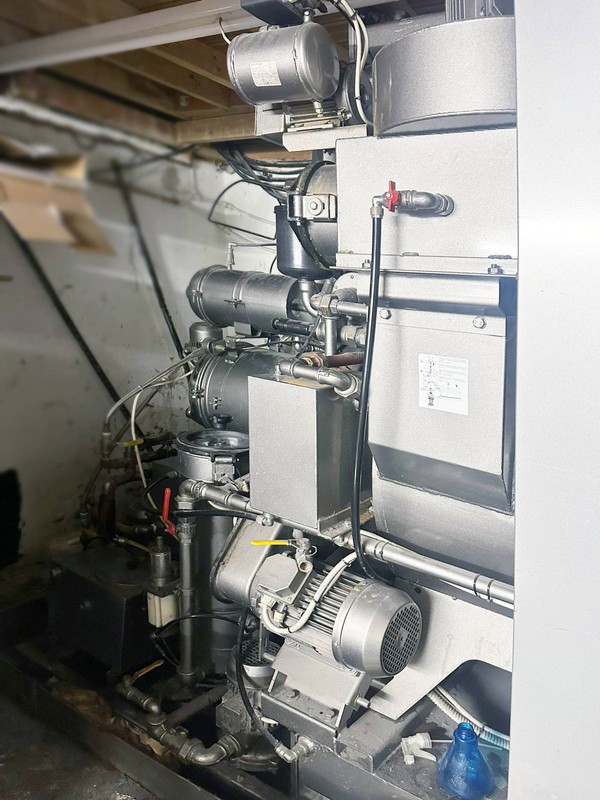 Used dry cleaning machines