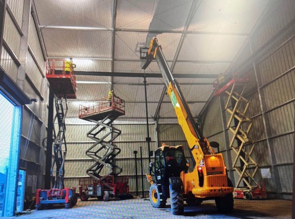 25m x 15m Warehouse Structure