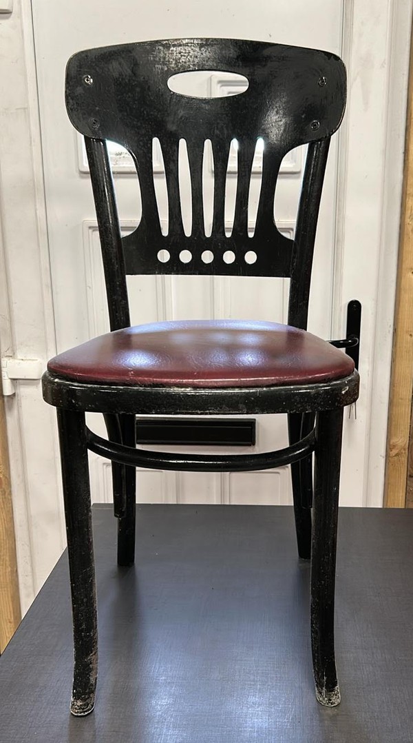 26x Italian Bentwood Cafe Chairs For Sale