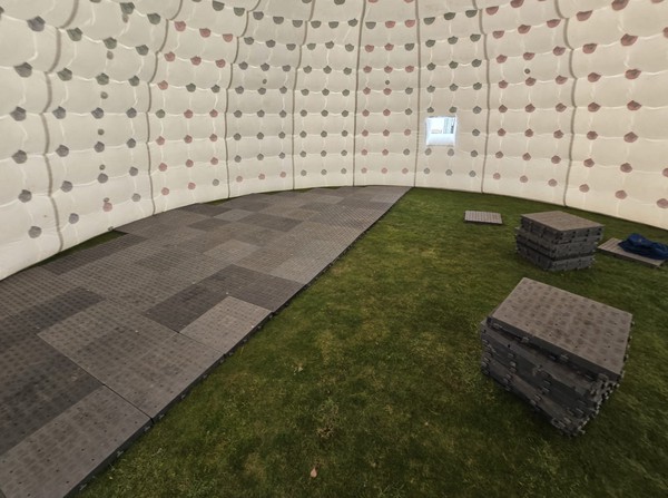 Secondhand 85sqm of Dancover Plastic Floor