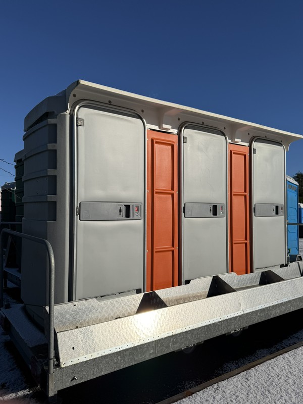 New Aventa toilet trailer for sale