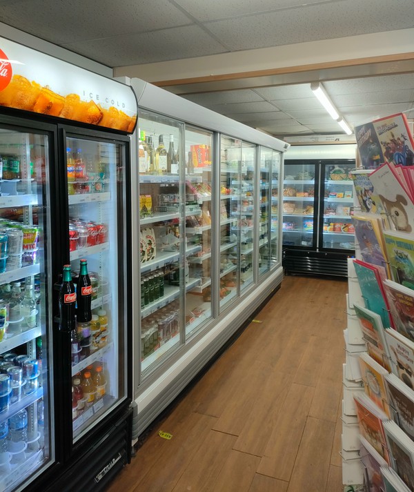 Shop Display Chiller And Shelves