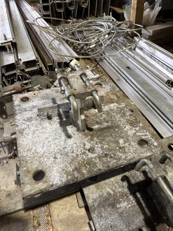 Röder HTS - Base plates