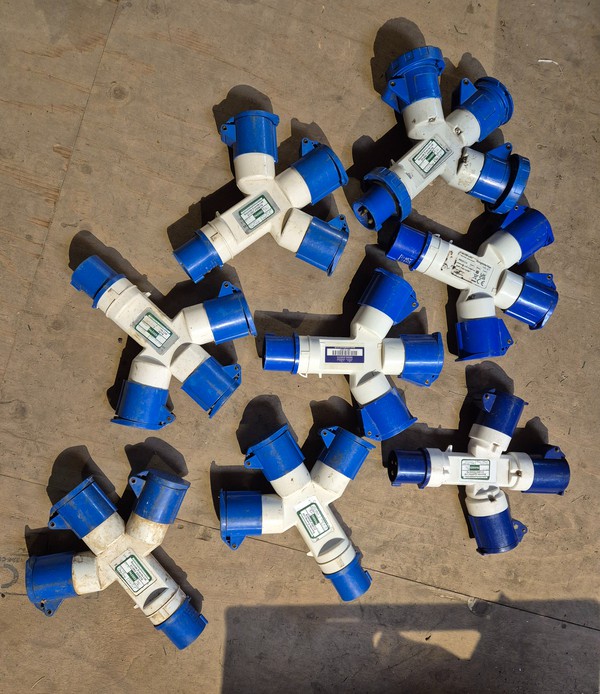 8x 16amp Cee Plug To 3 Sockets For Sale