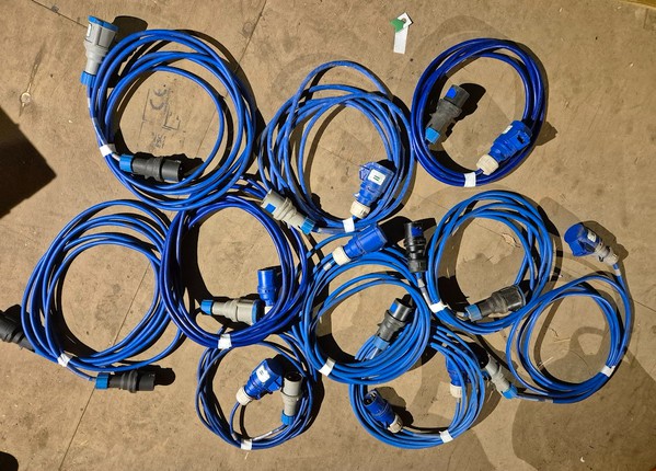 10x 5m 16amp Ceeform Extension Leads For Sale 10x 5m 16amp Ceeform Extension Leads For Sale