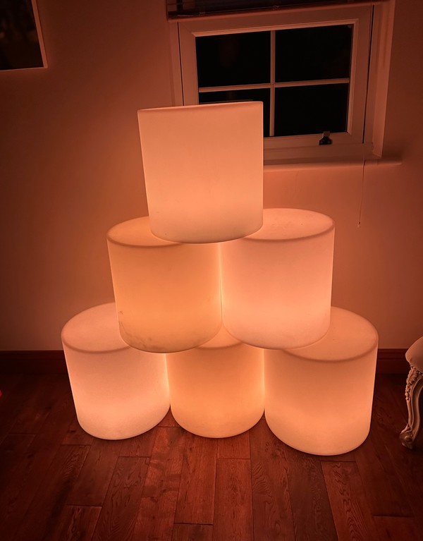 Secondhand LED Cubes And Stools For Sale Secondhand LED Cubes And Stools For Sale